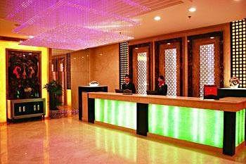 Polka Hotel Wuhu Экстерьер фото